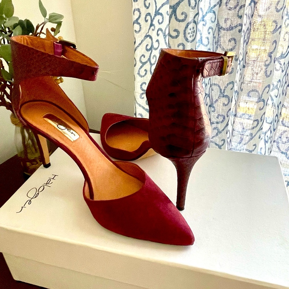 Burgundy Heels; 7.5M
